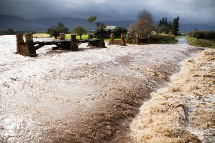 rain in south africa_1606 - Weather South Africa: Cold snap and coastal showers on Monday