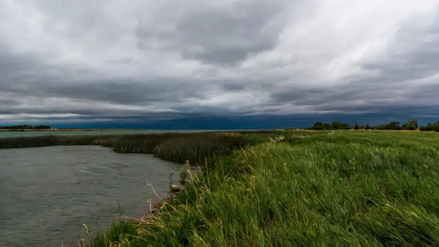thunderstorms in alberta_0206 - Weather Alberta: thunderstorm risk with 110 km/h wind gusts and large hail