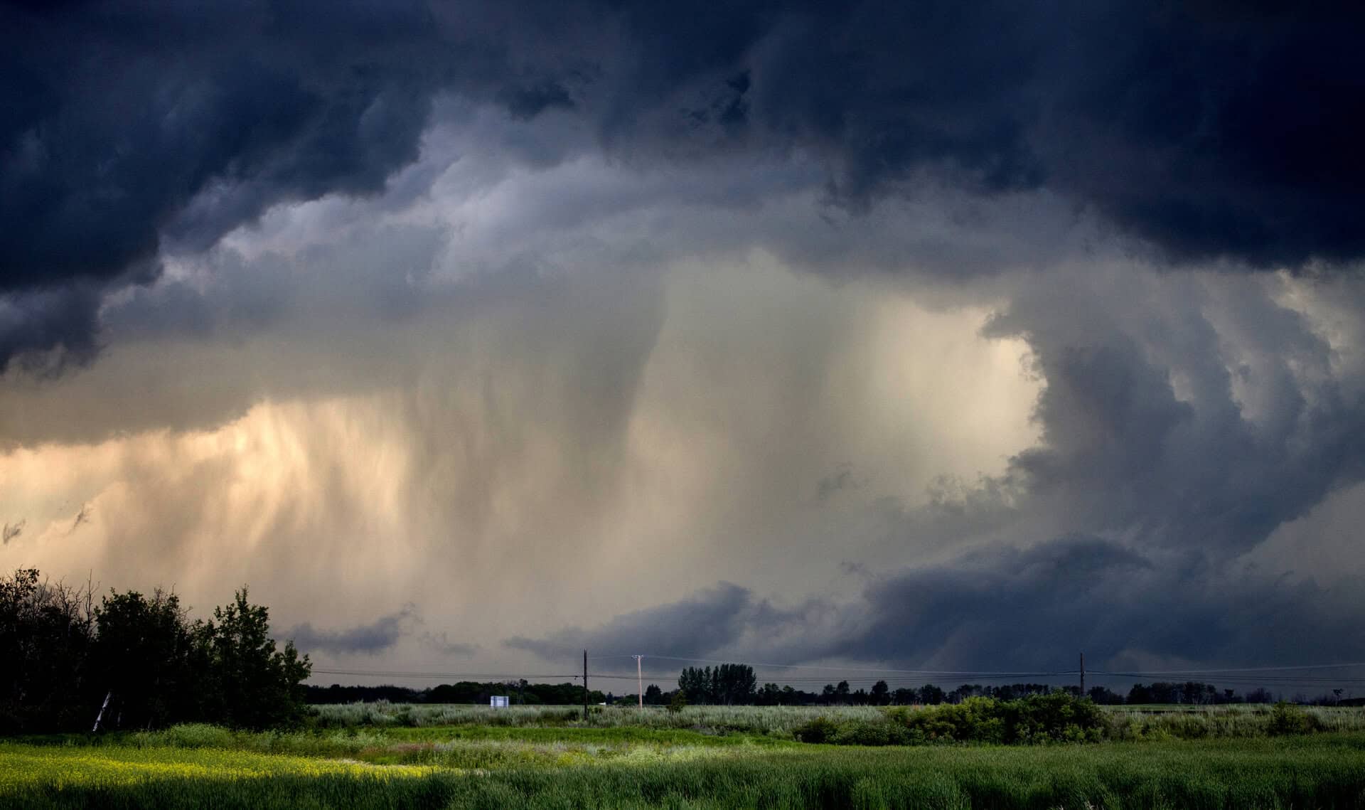 tornado in saskatchewan_3006 - Weather Metro Vancouver: sunny skies and heat for Canada Day