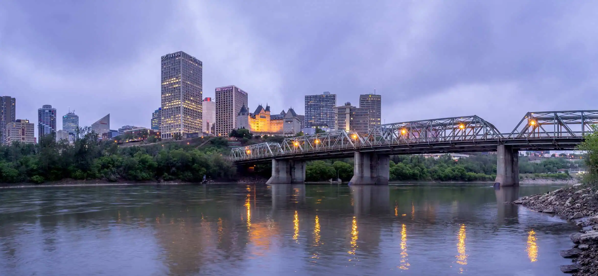 Alberta rain-1407 - Weather Toronto: air quality still poor despite downgraded alert