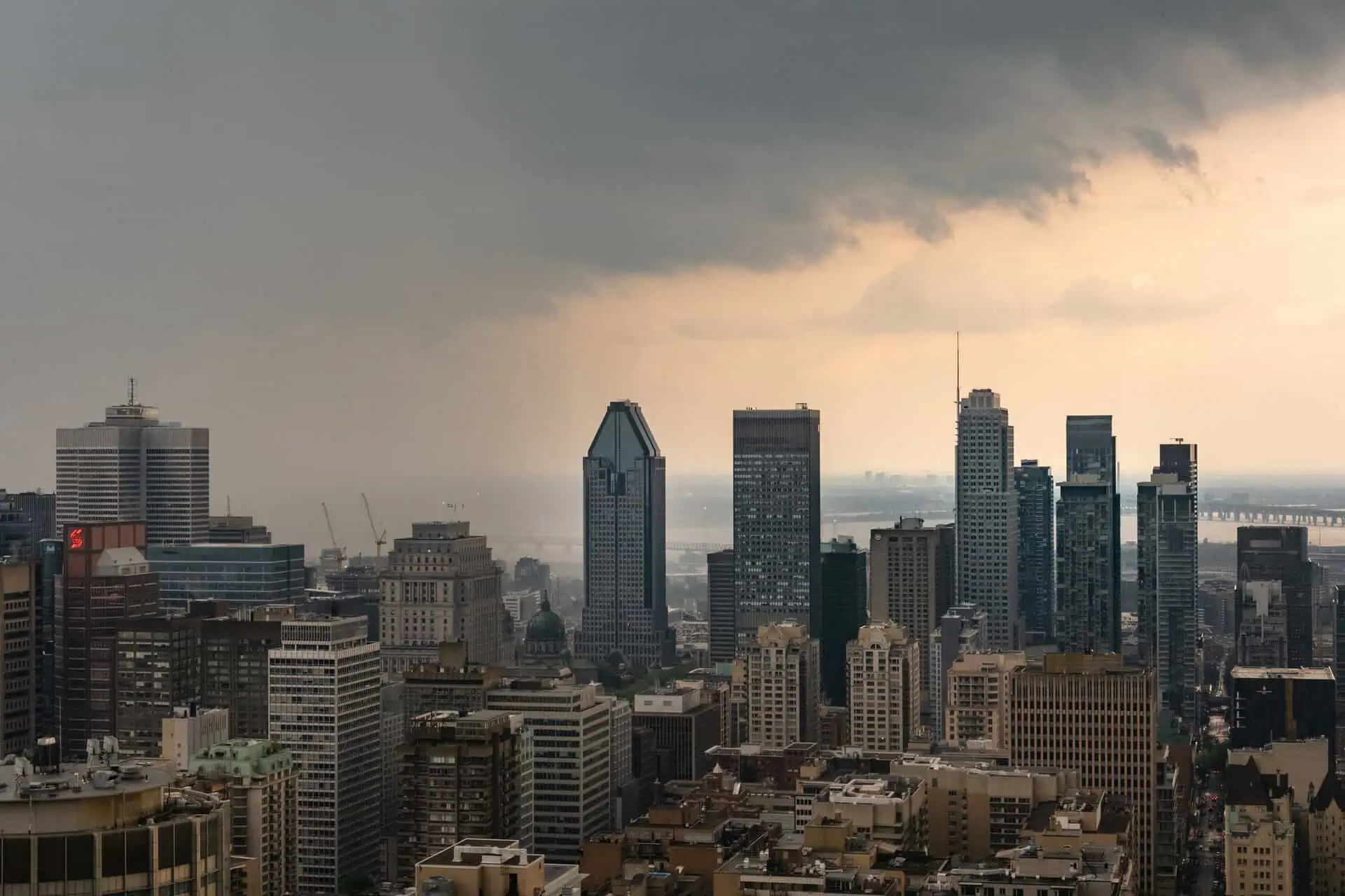 quebec-storm-0707 - Weather Alberta: Heat wave and cold snap clash
