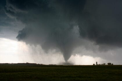 tornado in alberta_0407 - Weather Alberta: tornado confirmed in Brazeau County